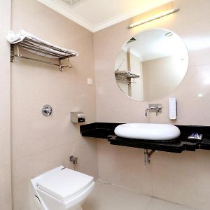 Super Deluxe Double Room on F&B services